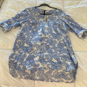 Cruising Here You Come! Beautiful Blue and White Tunic!